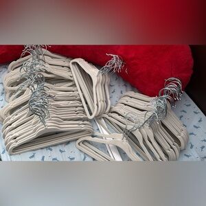 Amazon Kids Velvet Hangers in Beige and Silver (Pack)